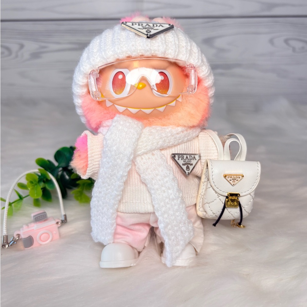 Labubu‎ Fashion Outfit